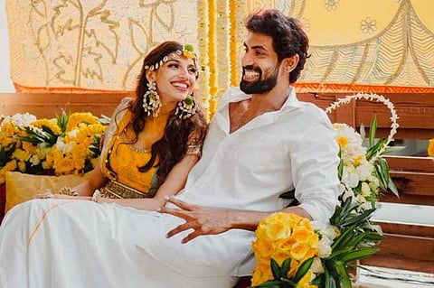 ಜನಪ್ರಿಯ ಚಲನಚಿತ್ರ ನಟ ರಾಣಾ ದಗ್ಗುಬಾಟಿ ತಮ್ಮ ಪ್ರೇಯಸಿ ಮಿಹೀಕಾ ಬಜಾಜ್ ಅವರನ್ನು ಭಾನುವಾರ ವಿವಾಹವಾಗಿದ್ದಾರೆ.