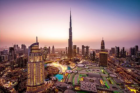  UAE