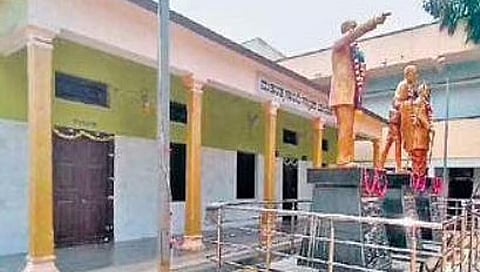 ದಾವಣಗೆರೆಯಲ್ಲಿರುವ ಗಾಂಧಿ ಸ್ಮಾರಕ ಮಂದಿರ