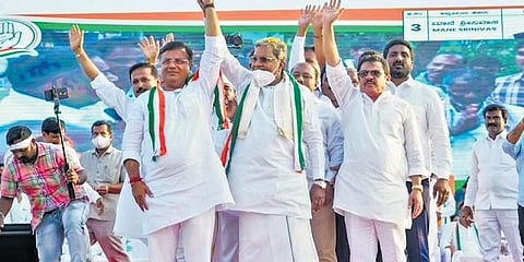 ಹಾನಗಲ್ ನಲ್ಲಿ ನಡೆದ ಪ್ರಚಾರ ಕಾರ್ಯಕ್ರಮದಲ್ಲಿ ಕಾಂಗ್ರೆಸ್ ನಾಯಕರು.