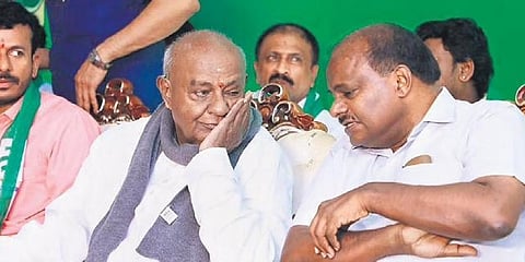 ಎಚ್.ಡಿ ದೇವೇಗೌಡ ಮತ್ತು ಕುಮಾರಸ್ವಾಮಿ