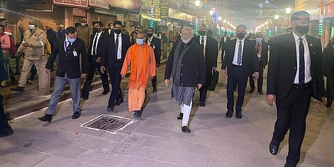 ಯುಪಿ ಸಿಎಂ ಯೋಗಿ ಆದಿತ್ಯನಾಥ್-ಪ್ರಧಾನಿ ನರೇಂದ್ರ ಮೋದಿ