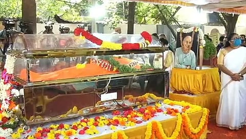 ನಟ ಶಿವರಾಂ ಅಂತ್ಯಕ್ರಿಯೆ