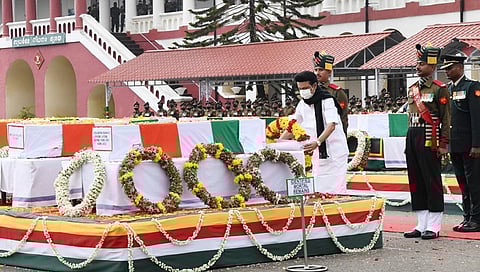 ಅಗಲಿದ ವೀರ ಯೋಧರಿಗೆ ಗೌರವ ನಮನ ಸಲ್ಲಿಸಿದ ತಮಿಳು ನಾಡು ಮುಖ್ಯಮಂತ್ರಿ ಎಂ ಕೆ ಸ್ಟಾಲಿನ್