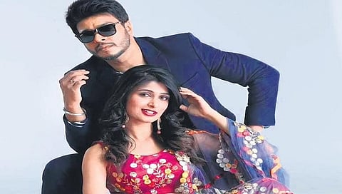 ಓಲ್ಡ್ ಮಾಂಕ್  ಸ್ಟಿಲ್