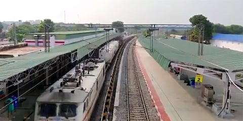 ಬೆಂಗಳೂರಿಗೆ ಬಂದ ಆಕ್ಸಿಜನ್ ಎಕ್ಸ್ ಪ್ರೆಸ್ ರೈಲು
