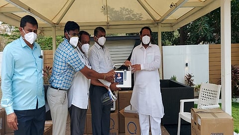 ಕೋವಿಡ್ ಆಸ್ಪತ್ರೆ ಪ್ರಾರಂಭಿಸಿ ನೊಂದವರ ಕಣ್ಣೀರೊರೆಸಲು ಮುಂದಾದ ಡಿಸಿಎಂ ಸವದಿ