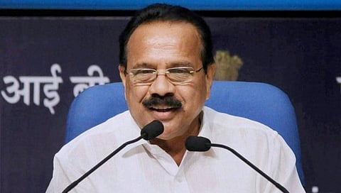 ಕೇಂದ್ರ ಸಚಿವ ಡಿ. ವಿ. ಸದಾನಂದಗೌಡ