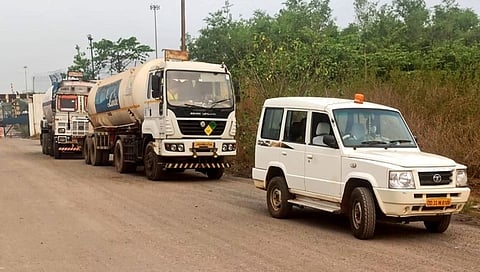 ಆಮ್ಲಜನಕ ಟ್ಯಾಂಕರ್