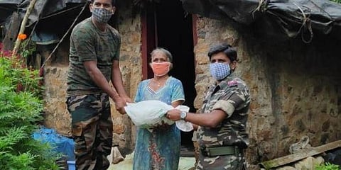 ಆಹಾರ ಕಿಟ್ ವಿತರಿಸುತ್ತಿರುವ ಎಎನ್ ಸಿ