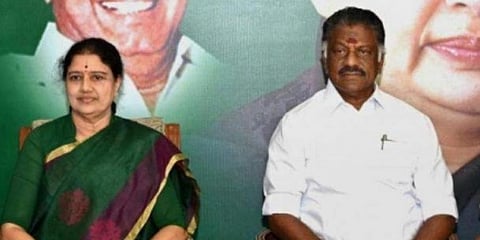 ಶಶಿಕಲಾ - ಪನ್ನೀರ್ ಸೆಲ್ವಂ