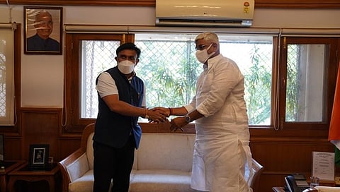 ಕೇಂದ್ರ ಸಚಿವರನ್ನು ಭೇಟಿ ಮಾಡಿದ ಸುಧಾಕರ್