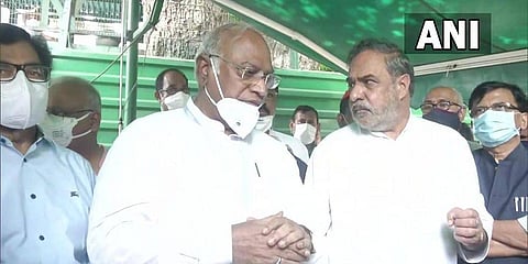 ಪ್ರತಿಭಟನೆಯಲ್ಲಿ ಭಾಗವಹಿಸಿದ್ದ ಪ್ರತಿಪಕ್ಷಗಳ ನಾಯಕರು
