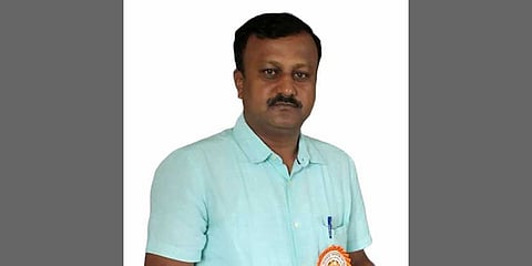 ರಾಷ್ಟ್ರ ಪ್ರಶಸ್ತಿಗೆ ಆಯ್ಕೆಯಾಗಿರುವ ಶಿಕ್ಷಕ ನಾಗರಾಜ