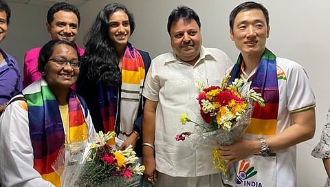ಬ್ಯಾಡ್ಮಿಂಟನ್ ತಾರೆ ಪಿ ವಿ ಸಿಂಧು ಹಾಗೂ ಅವರ ಕೋಚ್ ಗೆ ದೆಹಲಿಯಲ್ಲಿ ಬ್ಯಾಡ್ಮಿಂಟನ್ ಅಸೋಸಿಯೇಷನ್ ನಿಂದ ಅದ್ದೂರಿ ಸ್ವಾಗತ