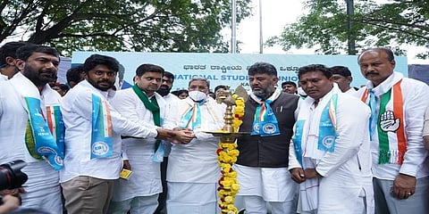 ಸಿದ್ದರಾಮಯ್ಯ, ಡಿಕೆ ಶಿವಕುಮಾರ್ ಮತ್ತಿತರರು