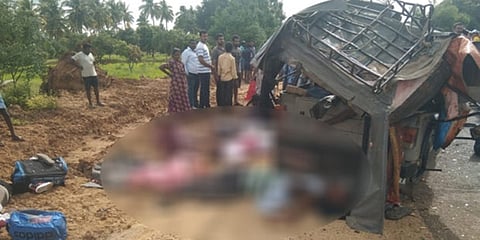ಭೀಕರ ಅಪಘಾತದ ದೃಶ್ಯ