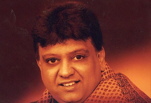 ೫ ದಶಕಗಳ ಕಾಲ ಶ್ರೋತೃಗಳನ್ನು ರಂಜಿಸಿದ ಅವರ ಸಾಧನೆಯನ್ನು ಸರಿಗಟ್ಟುವುದು ಕಷ್ಟಸಾಧ್ಯ. ಕೊರೊನಾಗೆ ತುತ್ತಾಗಿ ನಿಧನರಾದ ಈ ಅದಮ್ಯ ಚೇತನಕ್ಕೆ ಚಿತ್ರ ನಮನ ಸಲ್ಲಿಸುವ ಪ್ರಯತ್ನ.