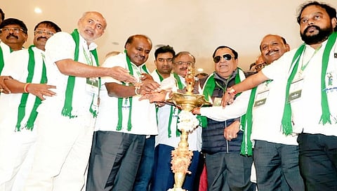 ಜೆಡಿಎಸ್ ಸಂಘಟನಾ ಸಮಾಲೋಚನೆ ಮತ್ತು ಪಂಚರತ್ನ ರಥಯಾತ್ರೆ ಕಾರ್ಯಗಾರ