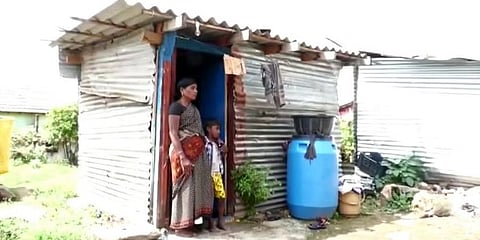 ಮಗನೊಂದಿಗೆ ಕೆಂಪಮ್ಮ