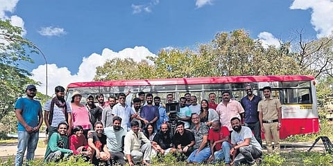 ಸ್ವಾತಿ ಮುತ್ತಿನ ಮಳೆ ಹನಿಯೇ ಚಿತ್ರದ ಚಿತ್ರತಂಡ.