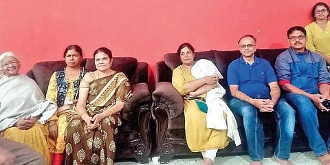 ಹೆಚ್ ಆರ್ ಬಿಆರ್ ಲೇಔಟ್ ನ ಕುಟುಂಬಗಳು (ಸಂಗ್ರಹ ಚಿತ್ರ)