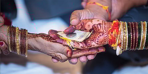 ವರದಕ್ಷಿಣೆ ವಾಪಸ್ ನೀಡಿದ ವರ (ಸಾಂದರ್ಭಿಕ ಚಿತ್ರ)