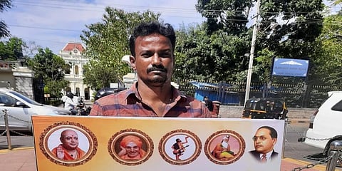 ಬ್ಯಾನರ್ ಹಿಡಿದು ಪ್ರತಿಭಟಿಸಿದ ರೌಡಿಶೀಟರ್ ಪಾನಿಪುರಿ ಮಂಜ