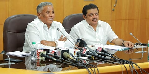 ಸಚಿವ ವಿ. ಸೋಮಣ್ಣ ಅವರೊಂದಿಗೆ ಶಾಸಕ ಜಮೀರ್ ಅಹ್ಮದ್ ಖಾನ್