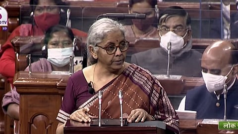 ಲೋಕಸಭೆಯಲ್ಲಿ ಬಜೆಟ್ ಮಂಡಿಸಿದ ನಿರ್ಮಲಾ ಸೀತಾರಾಮನ್