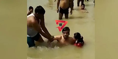 ಅಸಭ್ಯ ವರ್ತನೆ ತೋರಿದ ವ್ಯಕ್ತಿಗೆ ಥಳಿತ