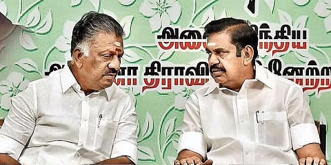 ಎಐಎಡಿಎಂಕೆಯಲ್ಲಿ ಅಧಿಕಾರಕ್ಕಾಗಿ ಹಣಾಹಣಿ: ಓ ಪನ್ನೀರಸೆಲ್ವಂ ಮತ್ತು ಎಡಪ್ಪಾಡಿ ಕೆ ಪಳನಿಸ್ವಾಮಿ