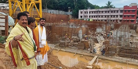 ಕಾಮಗಾರಿ ಪರಿಶೀಲಿಸಿದ ಎಸ್ ಆರ್ ವಿಶ್ವನಾಥ್