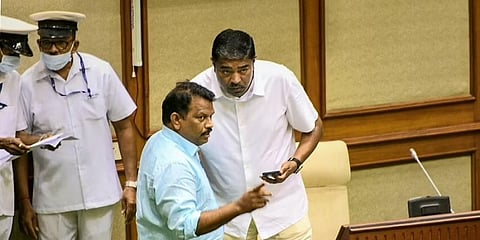 ವಿಧಾನಸಭೆಯಲ್ಲಿ ಕಾಂಗ್ರೆಸ್ ಪಕ್ಷದ ಶಾಸಕ ಲೋಬೋ