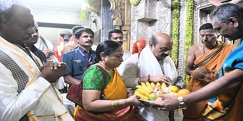 ಮೈಸೂರು ಚಾಮುಂಡೇಶ್ವರಿ ಸನ್ನಿಧಿಯಲ್ಲಿ ಸಿಎಂ ಬೊಮ್ಮಾಯಿ