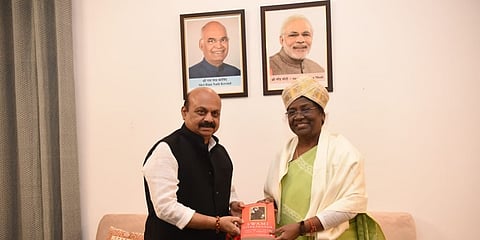 ನೂತನ ರಾಷ್ಟ್ರಪತಿ ದ್ರೌಪದಿ ಮುರ್ಮು ಭೇಟಿ ಮಾಡಿ ಅಭಿನಂದಿಸಿದ ಮುಖ್ಯಮಂತ್ರಿ ಬಸವರಾಜ ಬೊಮ್ಮಾಯಿ