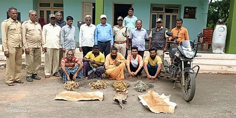 ಬಂಧಿತರ ಕಾಡುಗಳ್ಳರು