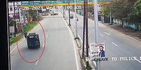 ಧನ್ ಬಾದ್ ಹಿಂಟ್ ಅಂಡ್ ರನ್ ಕೇಸ್