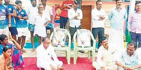 ಗ್ರಾಮ ಪಂಚಾಯಿತಿ ಸದಸ್ಯರ ಧರಣಿ