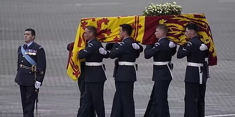 ಬ್ರಿಟನ್ ರಾಣಿ ಎಲಿಜಬೆತ್-II ಪಾರ್ಥಿವ ಶರೀರ