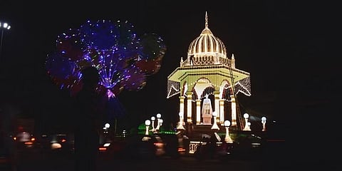 ವಿದ್ಯುತ್ ದೀಪಗಳಿಂದ ಅಲಂಕೃತಗೊಂಡ ಮೈಸೂರು