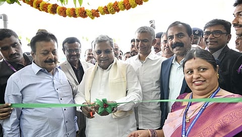 ಬೆಂಗಳೂರು ಕೃಷಿ ವಿಶ್ವವಿದ್ಯಾಲಯದ ದೇಸಿ ಸಮ್ಮೇಳನ ಮತ್ತು ಬೇಕಿಂಗ್ ಮೌಲ್ಯ ವರ್ಧನಾ ಸಂಸ್ಥೆಯ ನೂತನ‌ ಕಟ್ಟಡ ಉದ್ಘಾಟಿಸಿದ ಸಿಎಂ ಸಿದ್ದರಾಮಯ್ಯ.