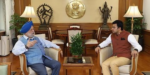 ಕೇಂದ್ರ ಸಚಿವರೊಂದಿಗೆ ಸಂಸದ ತೇಜಸ್ವಿ ಸೂರ್ಯ