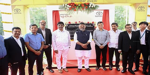 ಡಿಸಿಎಂ ಡಿಕೆ ಶಿವಕುಮಾರ್ ಮತ್ತಿತರರು