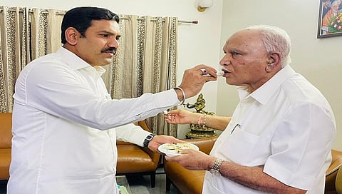ವಿಜಯೇಂದ್ರ ಮತ್ತು ಯಡಿಯೂರಪ್ಪ