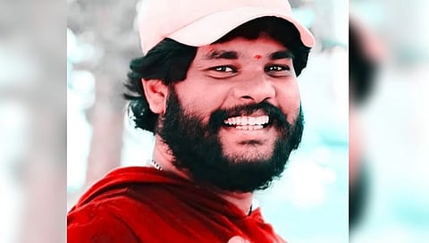 ನಿರ್ದೇಶಕ ರವೀಂದ್ರ