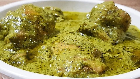 ಗ್ರೀನ್ ಚಿಕನ್ ಕರ್ರಿ