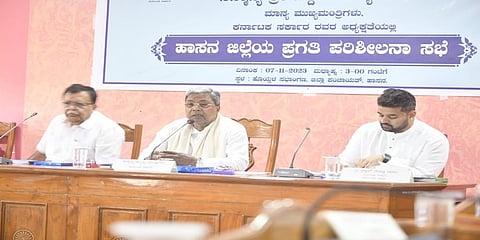 ಪ್ರಗತಿ ಪರಿಶೀಲನಾ ಸಭೆಯಲ್ಲಿ ಸಿಎಂ ಸಿದ್ದರಾಮಯ್ಯ