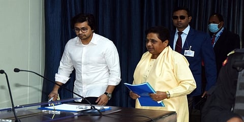 ಆಕಾಶ್ ಆನಂದ್ ಅವರೊಂದಿಗೆ ಮಾಯಾವತಿ