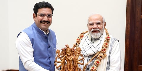 ಪ್ರಧಾನಿ ಮೋದಿ ಭೇಟಿಯಾದ ವಿಜಯೇಂದ್ರ